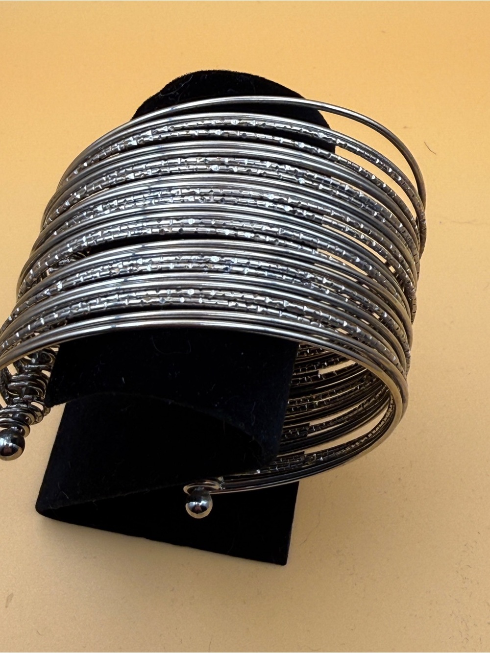 Source Unknown Silver Multi-Row Cuff Bracelet - Picture 3 of 5